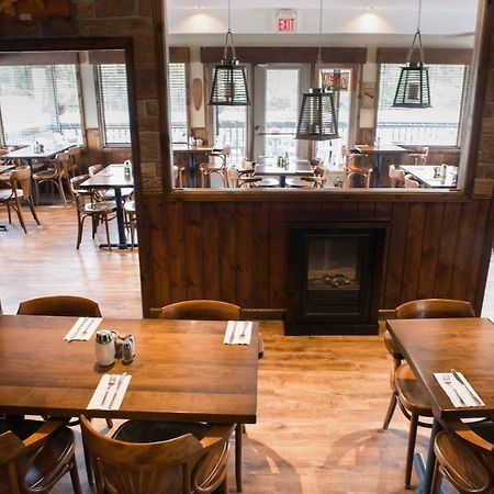 Trapper'S Choice Inn & Restaurant 패리사운드 외부 사진
