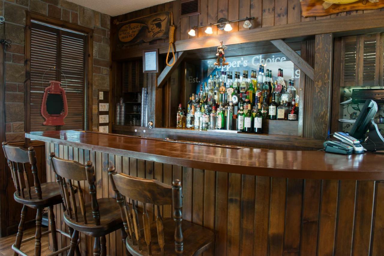 Trapper'S Choice Inn & Restaurant 패리사운드 외부 사진
